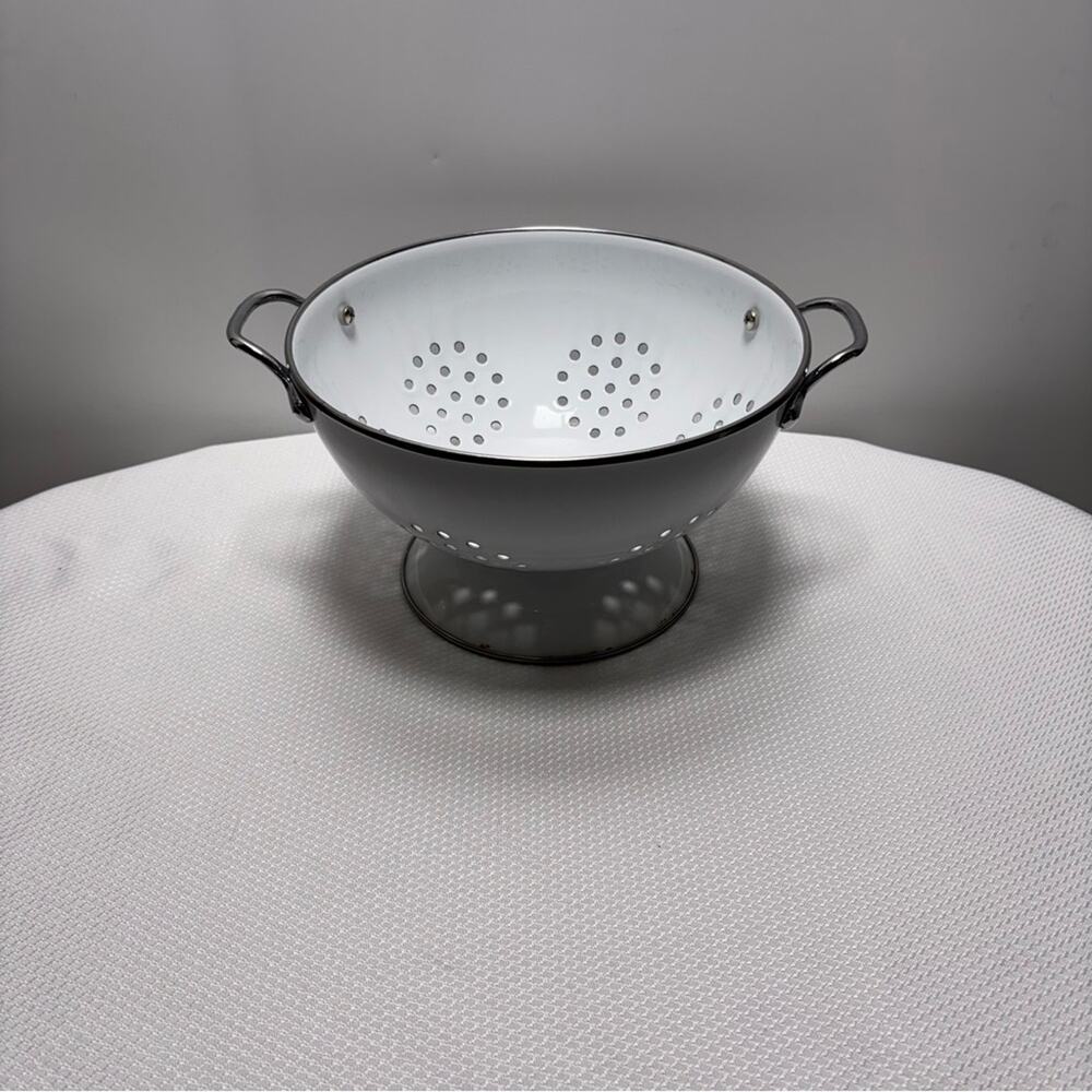 Classic White Colander with Silver Trim